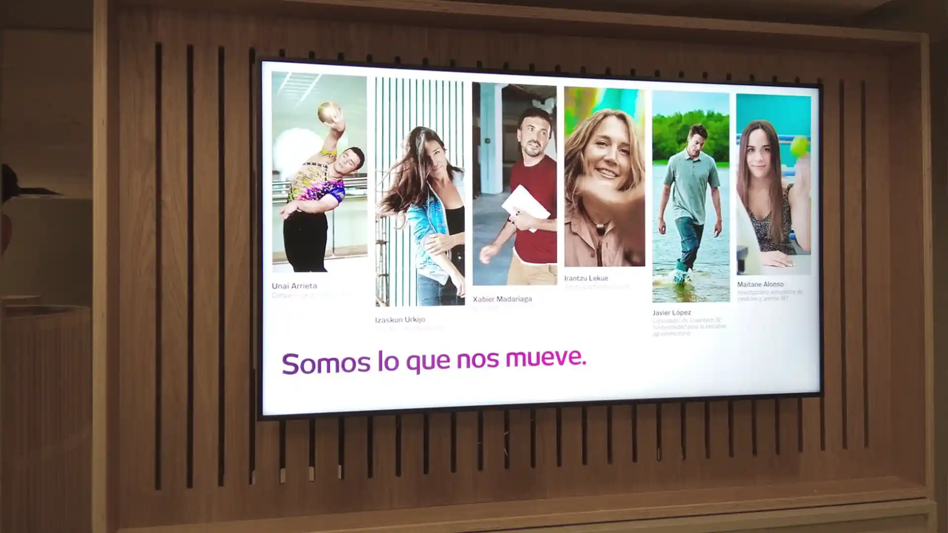 Digital appointment management interface guiding customers through their visit at the branch.