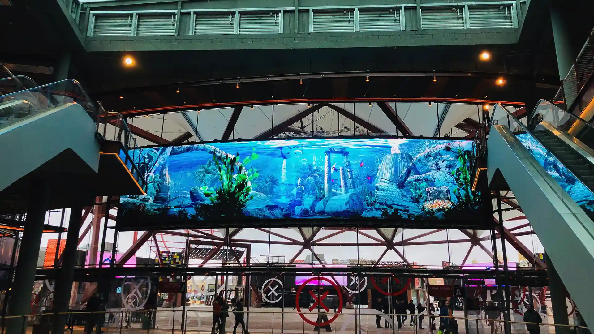 Comprehensive audiovisual ecosystem at X Madrid with LED screens, interactive content and innovative lighting designed by TRISON.